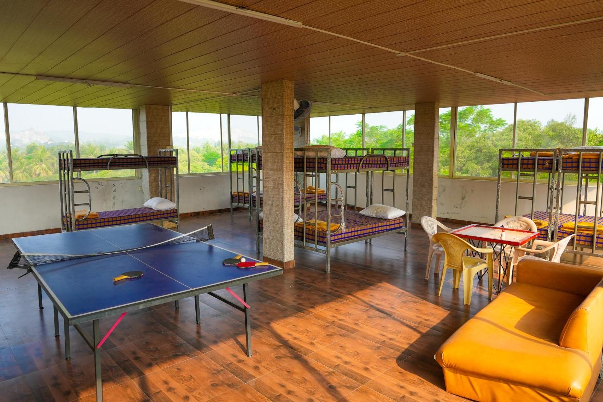 Bana The Wild Waters Hotel Muduvadi ภายนอก รูปภาพ
