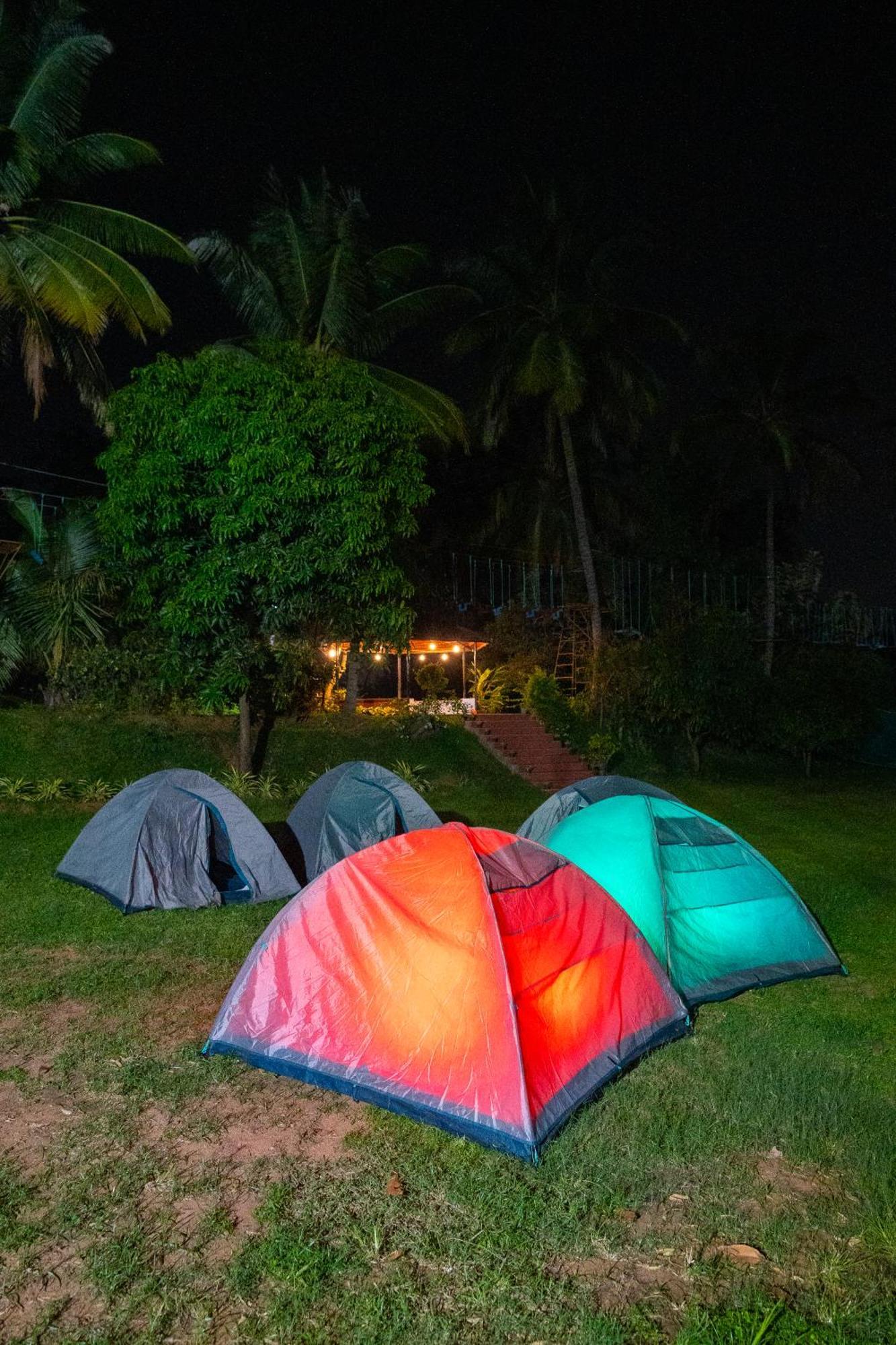 Bana The Wild Waters Hotel Muduvadi ภายนอก รูปภาพ