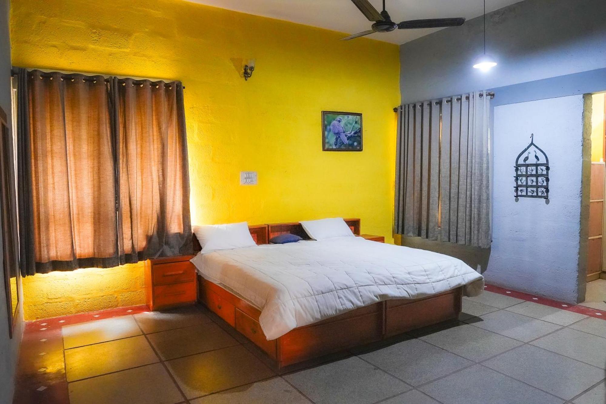 Bana The Wild Waters Hotel Muduvadi ภายนอก รูปภาพ