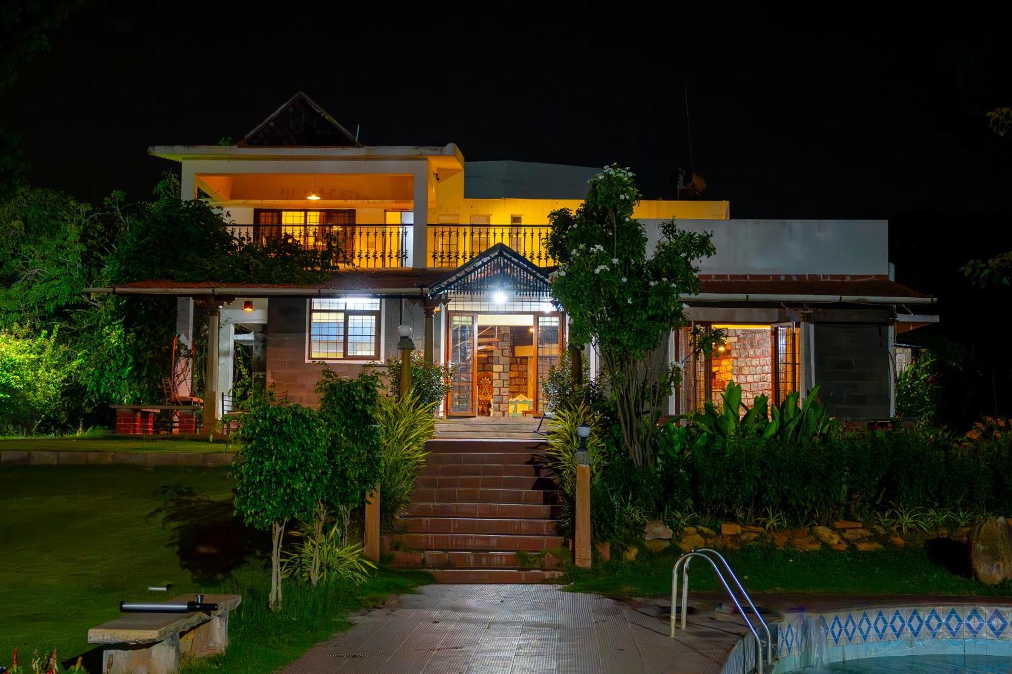 Bana The Wild Waters Hotel Muduvadi ภายนอก รูปภาพ